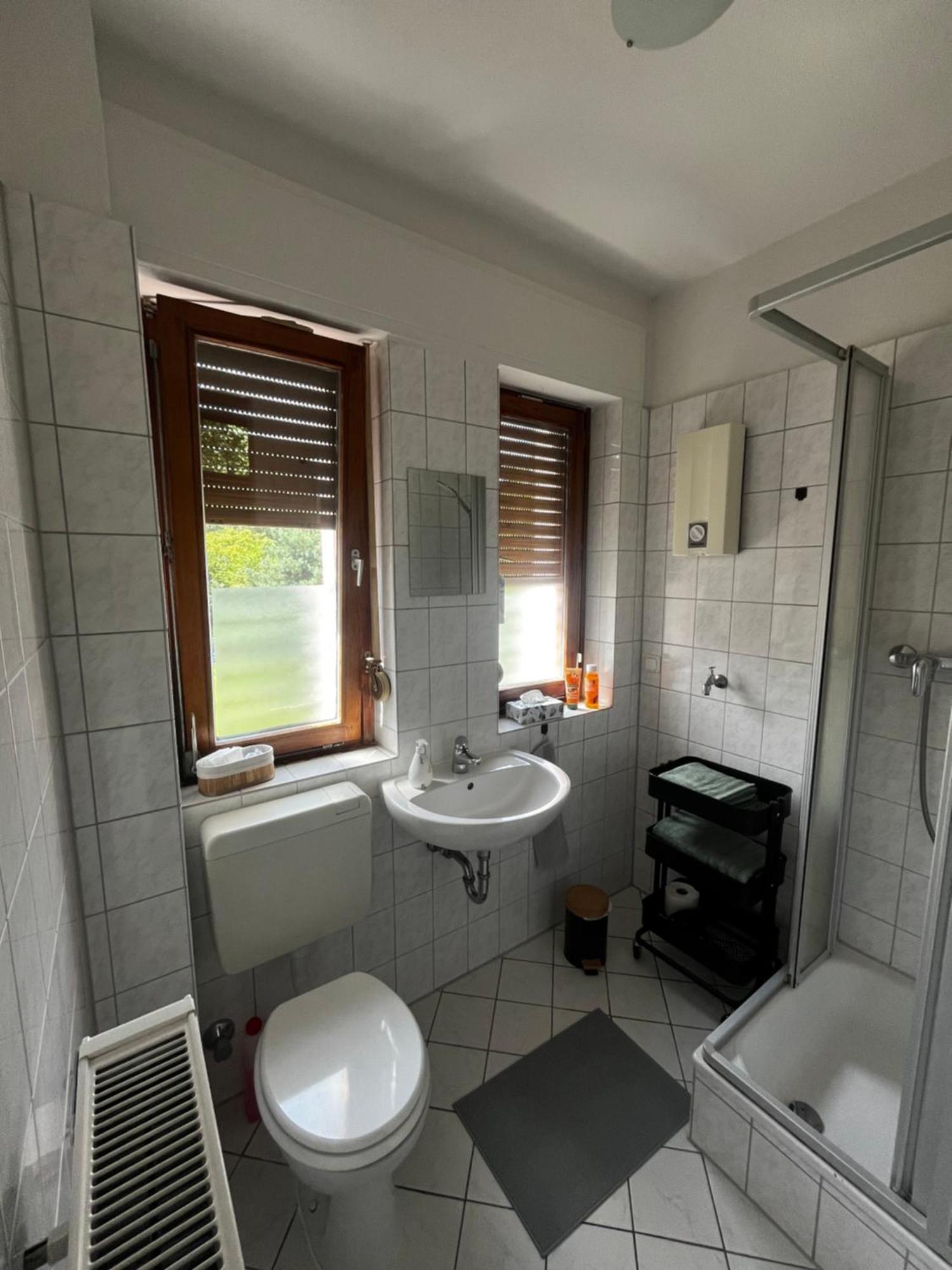 Idyllisch Wohnen An Der Ruhr Apartment ฮัททิงเงน ภายนอก รูปภาพ